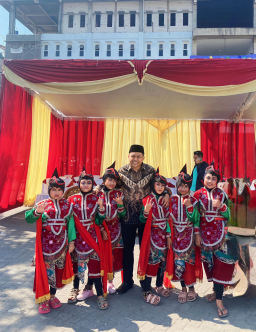 Abdul Ghoni: SE Walikota Surabaya Terkait MPLS Ramah Perkuat Karakter Anak di Sekolah