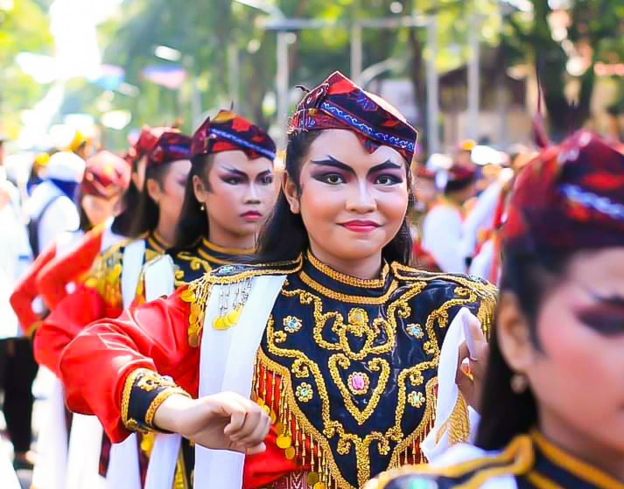 Abdul Ghoni Muklas Apresiasi Tari Remo Masal 50.000 Pelajar di Surabaya